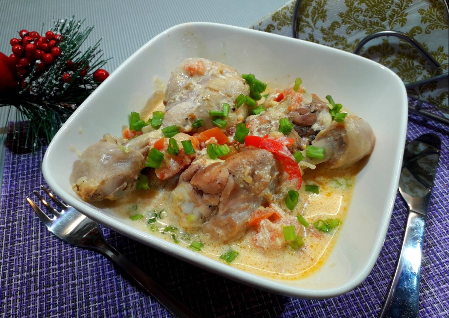 Курица тушеная с овощами