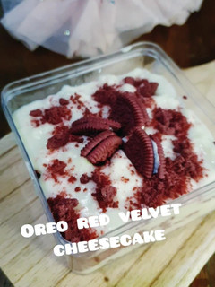 Foto resep 20.Oreo Red Velvet Cheesecake