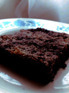 Una foto de Bizcocho vegano de chocolate y betarragas