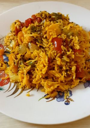 બિરયાની પુલાવ(biryani Pulav recipe in Gujarati) રેસીપી મુખ્ય ફોટો