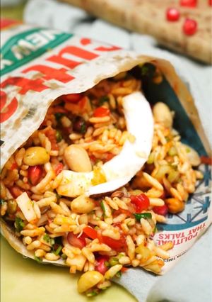A picture of Kolkata Jhal Muri (street food).
