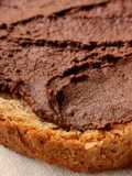 Crema proteica alle nocciole