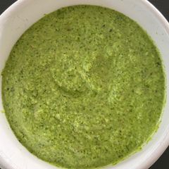 Green apple chutney A picture of Green apple chutney.