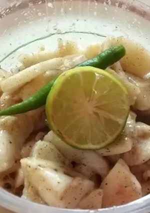 A picture of Guava Salad.
