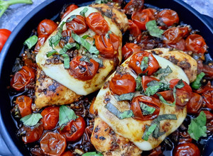 A picture of Chicken Caprese.
