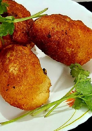 A picture of Bread roll.