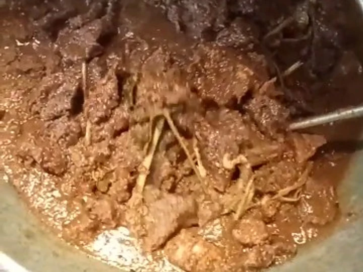Langkah Gampang Menyiapkan Resep Rendang daging (klo di daerah saya namanya age ☺️) yang Uenak Anti Ribet, Lezat