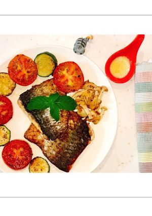 香煎烏魚排佐爐燒櫛瓜 的食譜成品照片