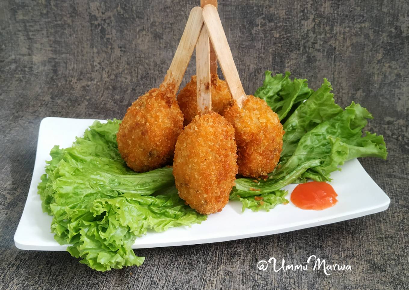 Kaki Naga Ayam Brokoli
