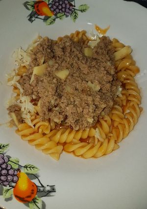 Una foto de Fusilli con tomate