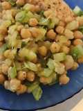 Picadillo de Zucchini con Garbanzos
