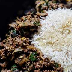 Una foto de RELLENO Árabe🌿🌿🌿con BERENJENAS🍆🍆 y Arroz...!