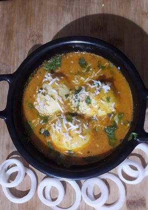 A picture of Egg gravy.