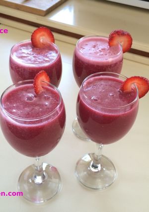 A picture of Strawberry Pomegranate Juice.