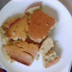 A picture of Crumble soft vanilla cake.
