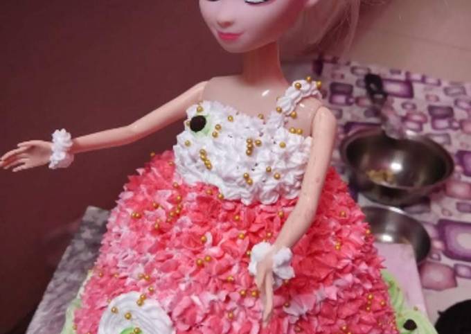 Happy Birthday Doll Cake | 3d-mon.com