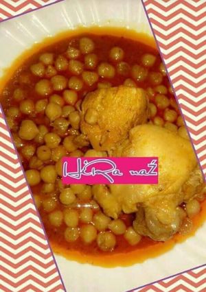 A picture of Murgh cholay.