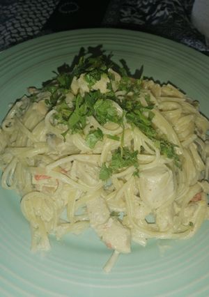 Una foto de Fideos con salsa blanca