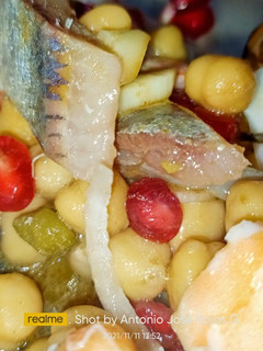 Una foto de Ensalada de garbanzos templada
