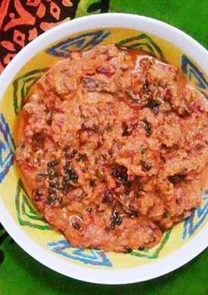 A picture of Red Amaranth Leaves and Coconut Curry Udupi Style.