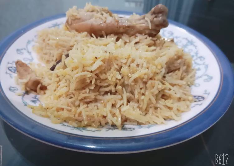 Step-by-Step Guide to Prepare Perfect Spicy chicken yakhni pulao