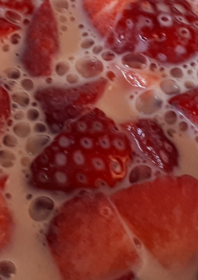 Una foto de 31. Fresas con leche