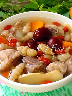 冬蟲紅棗排骨湯(電鍋版) 的食譜成品照片