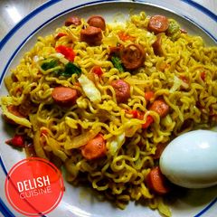A picture of Noodles!.
