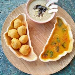 Bonda Soup A picture of Bonda Soup.