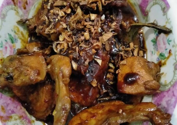 Ayam kecap santan kering