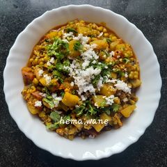 A picture of Mung beans lauki sabji.