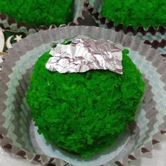 A picture of Green Coconut Balls (Laddu).