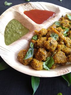 મેથી ના મૂઠિયા(methi muthiya recipe in gujarati) રેસીપી મુખ્ય ફોટો