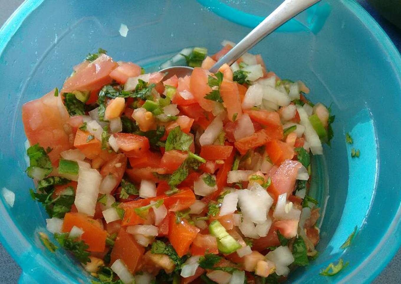 Pico de gallo. ॐ
