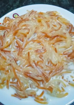 सेवइयां खीर (Seviyan kheer recipe in Hindi) रेसिपी मुख्य फोटो