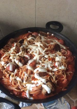 Una foto de Spaghetti con albóndigas