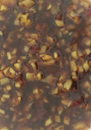A picture of Spicy Ginger Sauce.