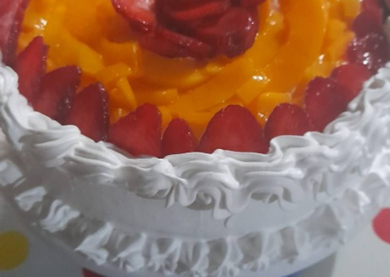 Pastel Tres leches de durazno y fresa