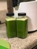 Nước ép dưa leo, táo xanh, rau xanh mix và chanh