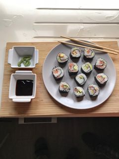 Una foto de Sushi