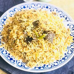 A picture of Beef pulao.