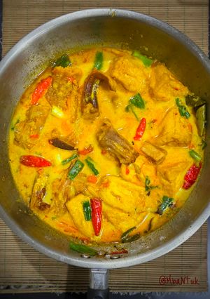 Foto resep Mangut Tahu dan Iwak Pe (ikan pari asap)