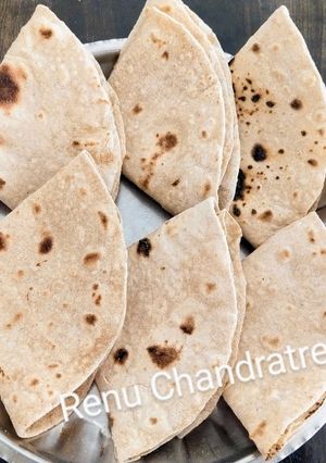 नरम मुलायम फुल्के (naram mulayam fulke recipe in Hindi) रेसिपी मुख्य फोटो