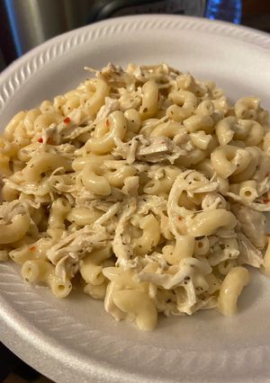 A picture of Parmesan garlic chicken pasta.