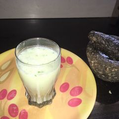 A picture of Buttermilk in Summer.