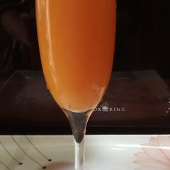Fresh orange juice A picture of Fresh orange juice.