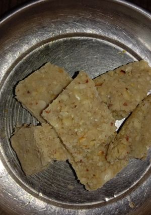 A picture of Mungfali ki barfi.