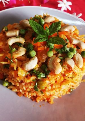 A picture of Tava Biryani.