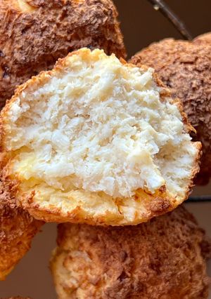 Una foto de Bolitas de coco saludables