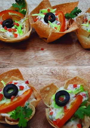 A picture of Wonton cups.